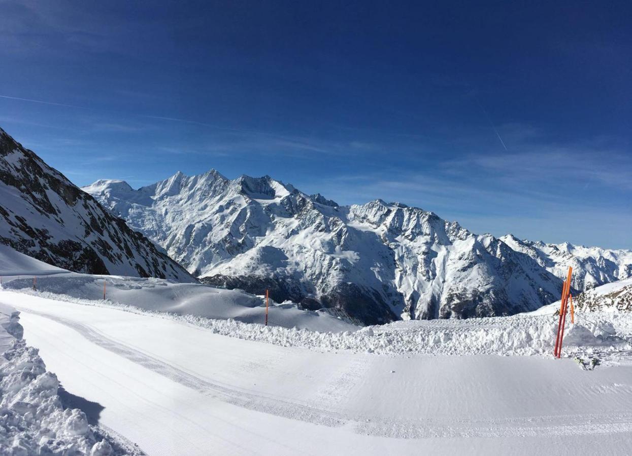 Ferienhaus Alea Saas-Grund Exteriör bild